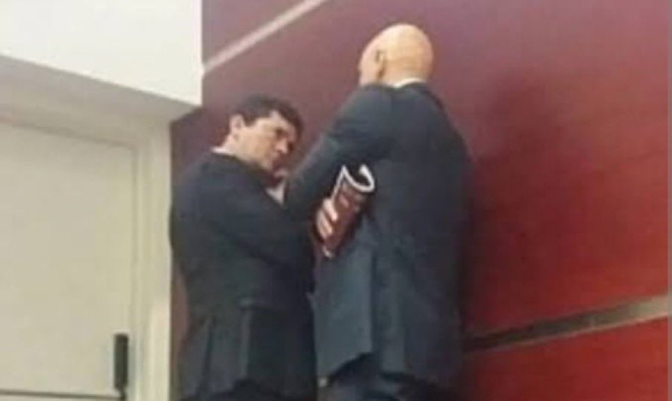 Queria ser uma mosca 🪰 pra saber o teor dessa conversa. Conte pra nós <a href="/SF_Moro/">Sergio Moro</a>