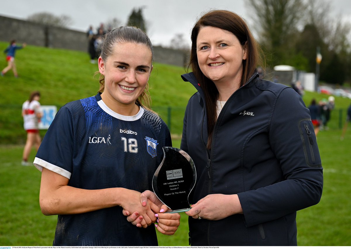 Ladies Football (@ladiesfootball) on Twitter photo 💫 Kellyann Hogan of <a href="/WaterfordLGFA/">Waterford LGFA</a> is presented with the Player of the Match Award by <a href="/lidl_ireland/">Lidl Ireland</a> sales operations manager Julie Irwin following her performance in the Lidl Ladies NFL Division 1 match between Waterford and Mayo at Kilmacthomas GAA!
#SeriousSupport 💫 Kellyann Hogan of <a href="/WaterfordLGFA/">Waterford LGFA</a> is presented with the Player of the Match Award by <a href="/lidl_ireland/">Lidl Ireland</a> sales operations manager Julie Irwin following her performance in the Lidl Ladies NFL Division 1 match between Waterford and Mayo at Kilmacthomas GAA!
#SeriousSupport