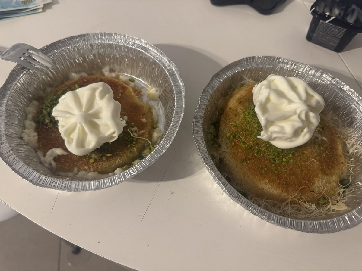 1000/10

knafeh is the greatest dessert ever