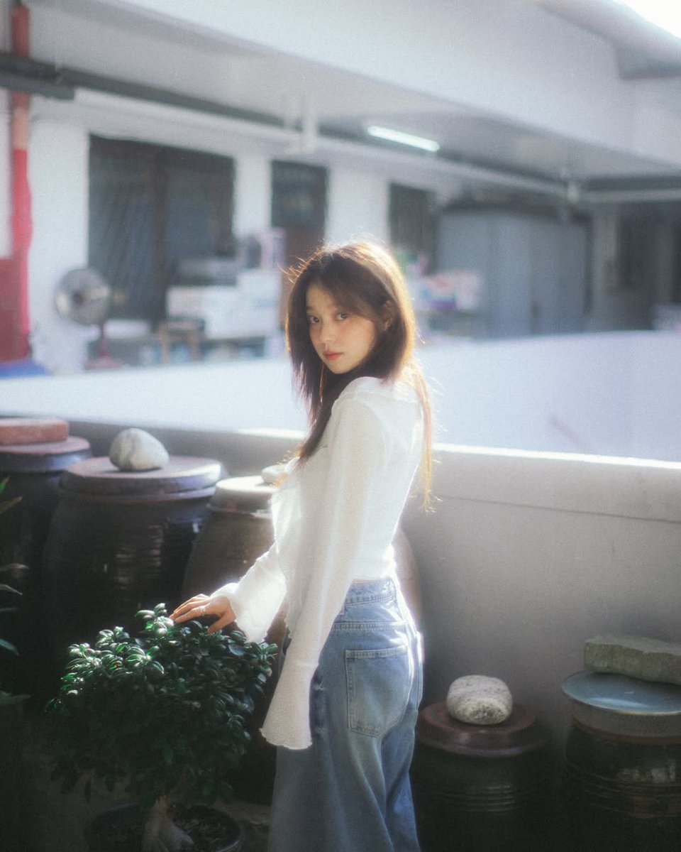 rothygallery's tweet photo. 250329➯ #로시
© ig update https://t.co/FCwobdgwDf