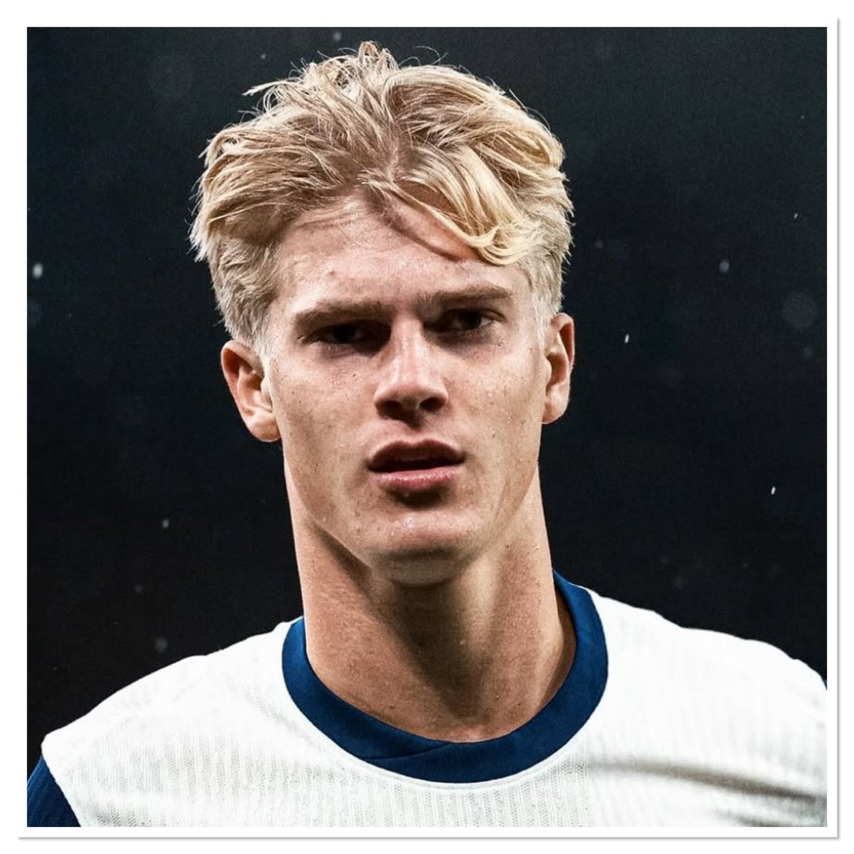 🚨🚨𝐉𝐔𝐒𝐓 𝐈𝐍! | Tottenham have REJECTED enquiries over Lucas Bergvall's availability for the summer transfer window, with Bayern Munich and Borussia Dortmund interested. 

❌Spurs consider the midfielder untouchable.

🇸🇪[Fotboll Skanalen]

#THFC | #COYS | #TOTTENHAM | #SPURS