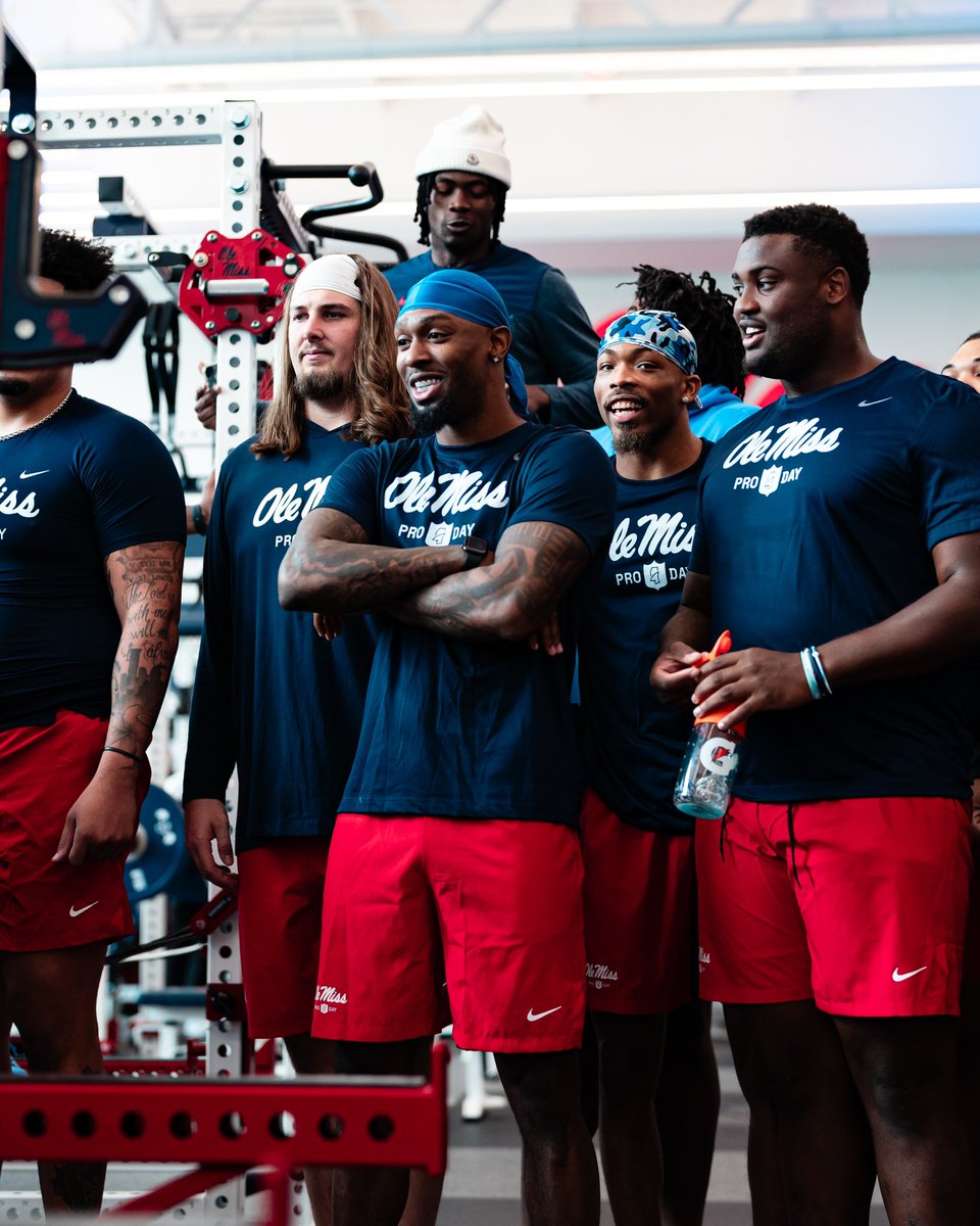 Trenayvian❄️ tweet media