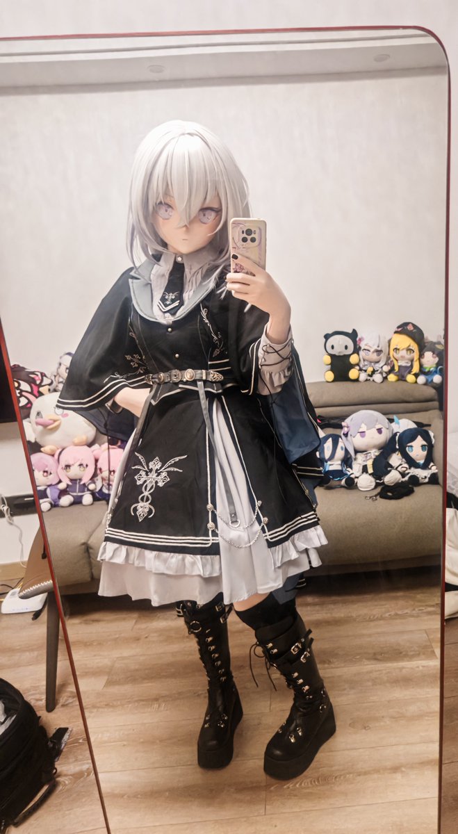#着ぐる #kigurumi
虽然是给金毛买的衣服，梓穿起来好像也还挺合适