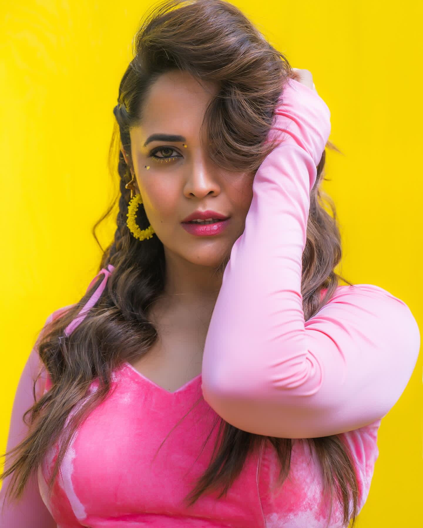 GnOTF5NbkAAORcp?format=jpg&name=large