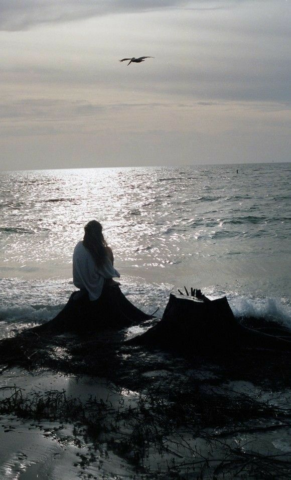 The susurration of the sea
All my pain does ease
Eremitism~my journey
I fade on a gossamer breeze

#macabrewords
#vss365
#poetry
Image: Pinterest