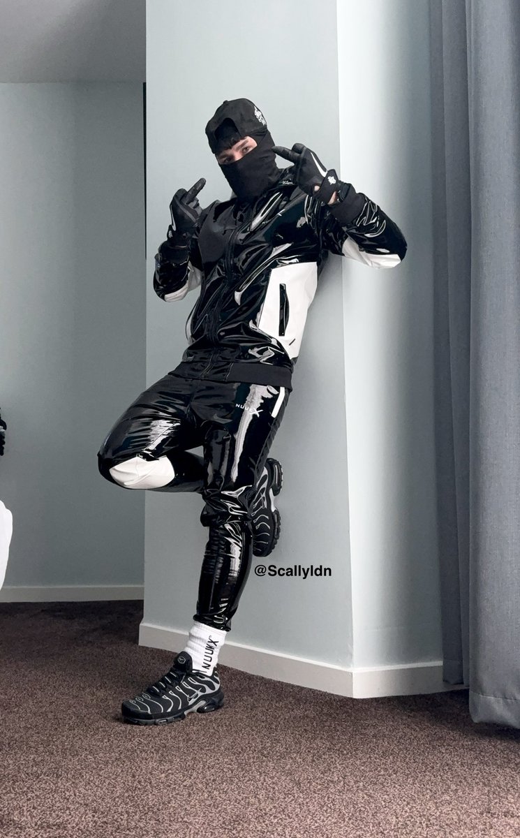 MasterScallyldn's tweet image. Get ready for afternoon drains! 🔥🥵
I’m looking so hot 🥵 in @twinkx_official trackies! Get on that floor! 

$ubmit $erve $end! 

Don’t forget to RT ! 

3,2,1 DM open! 

@rt_feet
@Weakcashcunt
@nick_gtwb
@rtfordommess @footsub11
@Toeypromo @switchzak5ft7
@findominfluence…