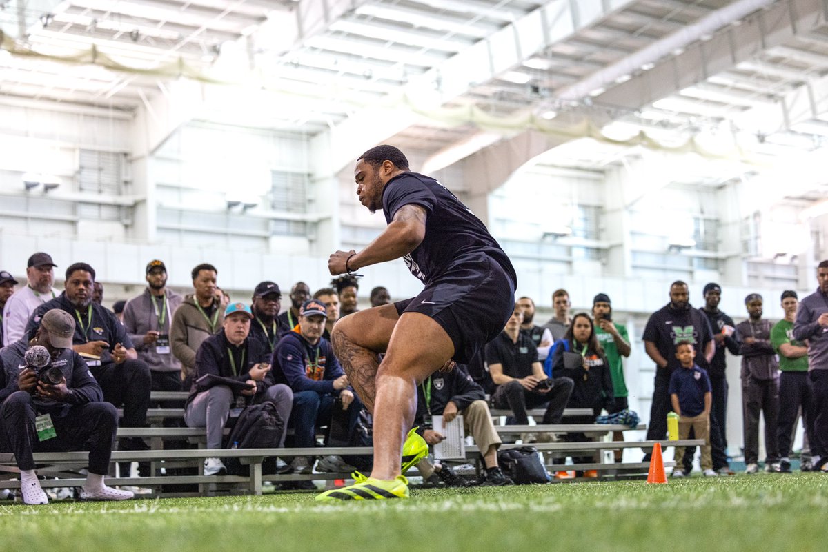 Deeve🥋 tweet media