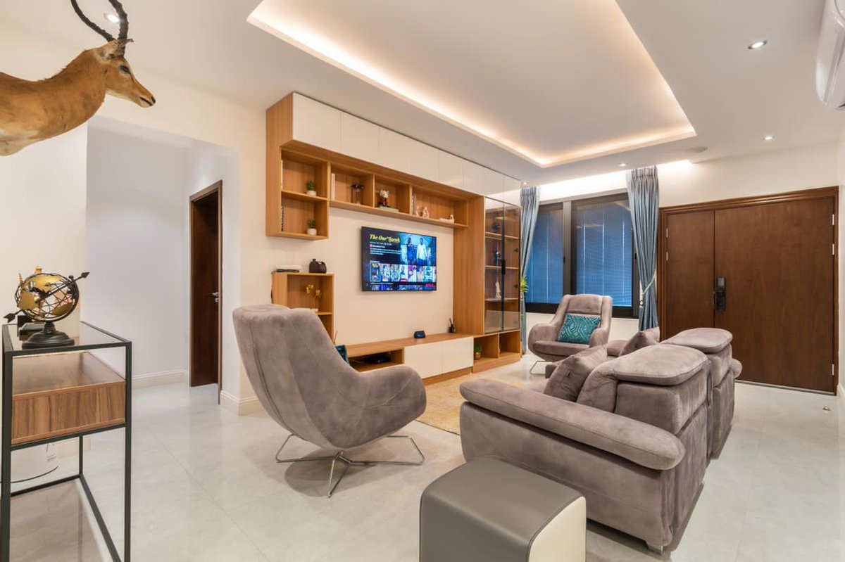 livinglagosng's tweet image. Why dream about it when you can experience it? Book your stay now! 🔑✨
.
.
.
🛏️ 2 Bed 
🏡 The Violet 
🇳🇬 Victoria Garden City, Lagos.

#LivingLagosGroup #LivingLagosUK #ShortletsinLagos #shortletapartment #airbnb #AirbnbHomes #ShortletsNg #VGC #BookYourStay #ExploreHomes