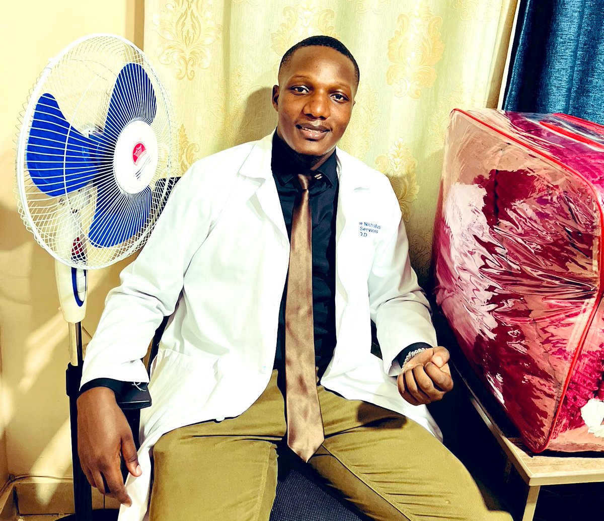 DMavine's tweet image. What a surprise!!!
Someone today came to my office not to seek for medical assistance but simply to say “thank you.” What a gesture!!!.