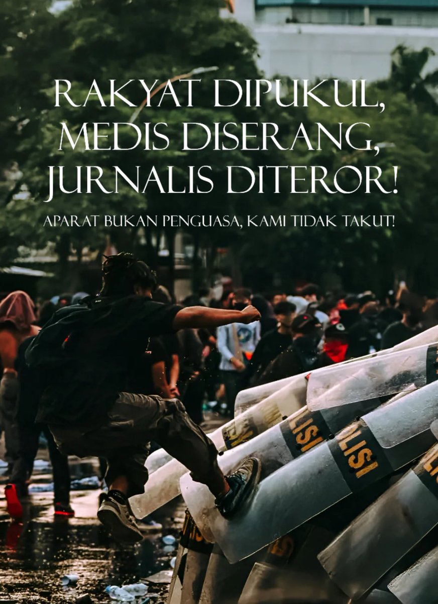 #CabutUUTNI 
#TolakRUUPolri
#TolakRUUTNI
#TolakRevisiUUTNI
#PeringatanDarurat 
#IndonesiaGelap
#TolakDwifungsiABRI 
#TolakRUUPolri 
#TolakRUUKejaksaan