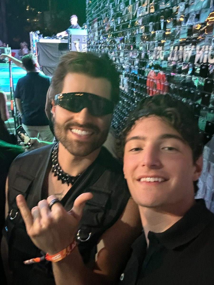 Gavin Schwartz tweet media