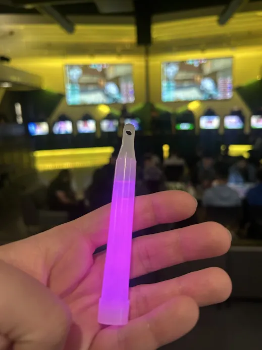 There is a glowstick hidden at No Man's LAN in the Nexus!🌸

The first person to find it and bring it to the Sakura Fest Booth gets Free Admission to Sakura Anime Fest 2025!🔎

#NML2025 | #SakuraFest