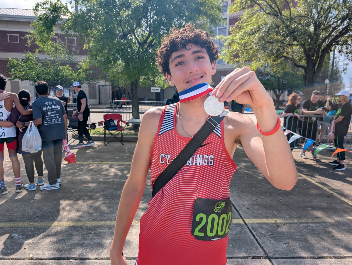 Cypress Springs showed up BIG to the Superintendent Fundraiser! We had several athletes  running and volunteering.

Coach Esposito took the gold! 🥇 Finishing 1st overall!!

Aaron Toro - 2nd 🥈 12-14
Mohammad Alkabbani - 2nd 🥈 
Coach Wilsher - 101st 👀

#WTS #FrontPack