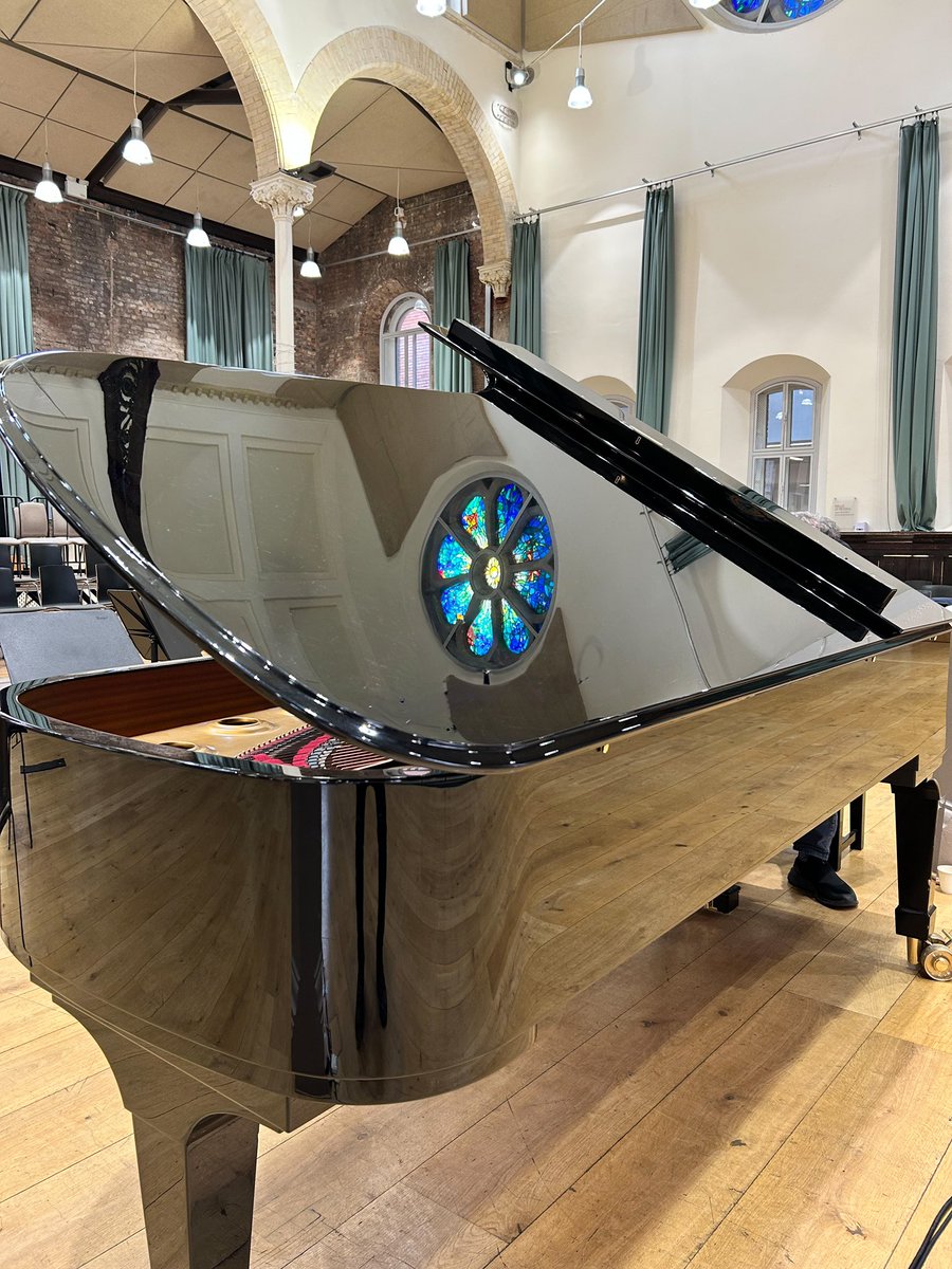 Really enjoyed volunteering at today’s <a href="/the_halle/">The Hallé</a> concert at <a href="/hallestpeters/">Hallé St Peter's</a> <a href="/SiemensUKNews/">Siemens UK</a> A nice modern program and great to see <a href="/Thomas_ades/">Thomas Adès</a> playing piano and hear his work Alchimea with <a href="/MarkSimpson_88/">Mark Simpson</a> playing basset clarinet…