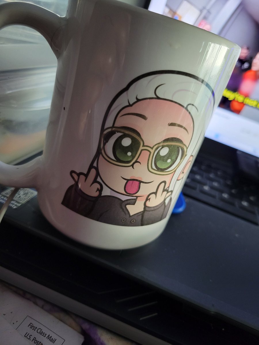 KingKoolaiidee's tweet photo. Morning tea with my favorite mug!! https://t.co/IYgtF3l0G9