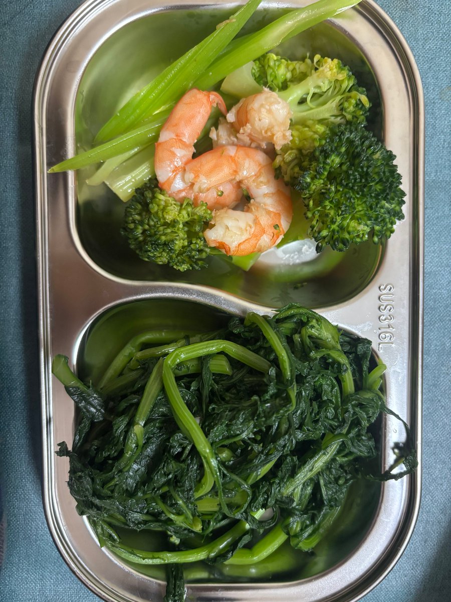 虾仁弹嫩，蔬菜碧绿～今日午餐盒，装着鲜与健康，一口吃掉快乐能量！