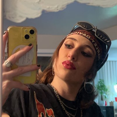 VArlofski's tweet photo. #NewProfilePic https://t.co/9WOt5OtMsv