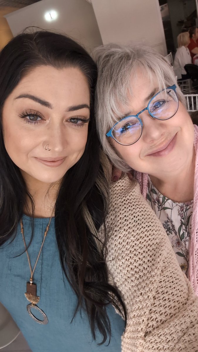 gabsmashh tweet media