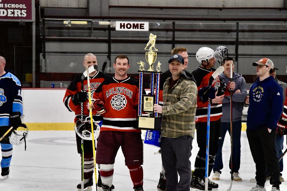 ArlingtonMAPD's tweet photo. A special thank you to everyone who came out last night to watch the APD and @ArlingtonMAFD Charity Hockey Game. It was a great game for a great cause. 100% of all proceeds were donated to the "Dan Kelly Foundation"
#dk4 #dankellyfoundation
Photo credit: @pedrini_photography https://t.co/HlBvvphrDB