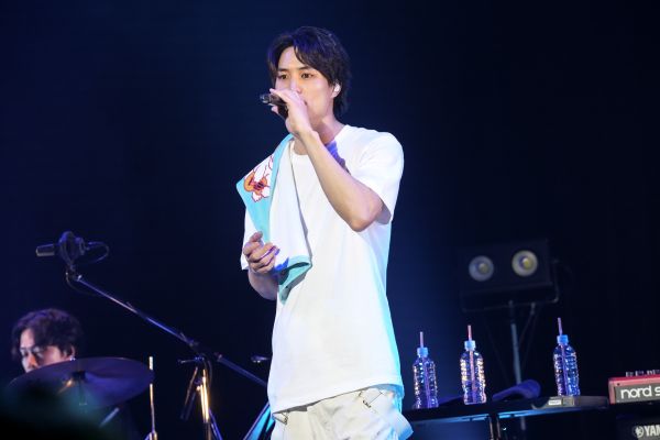 Astage-アステージ- (@astage_ent) on Twitter photo 【MUSIC】鈴木伸之、自身初のワンマンライブ「Action」開催‼️🎶
ゲストにKAZ(GENERATIONS/数原龍友)も登場!✨
皆さんの笑顔が見れて心から嬉しかった❣️
▶️astage-ent.com/music/nobuyuki…
#鈴木伸之 #Action #KAZ #数原龍友
<a href="/n_suzuki_live/">鈴木伸之1stライブ「Action」info</a> <a href="/ryuto_staff/">KAZ(数原龍友/GENERATIONS) staff</a> 【MUSIC】鈴木伸之、自身初のワンマンライブ「Action」開催‼️🎶
ゲストにKAZ(GENERATIONS/数原龍友)も登場!✨
皆さんの笑顔が見れて心から嬉しかった❣️
▶️astage-ent.com/music/nobuyuki…
#鈴木伸之 #Action #KAZ #数原龍友
<a href="/n_suzuki_live/">鈴木伸之1stライブ「Action」info</a> <a href="/ryuto_staff/">KAZ(数原龍友/GENERATIONS) staff</a>