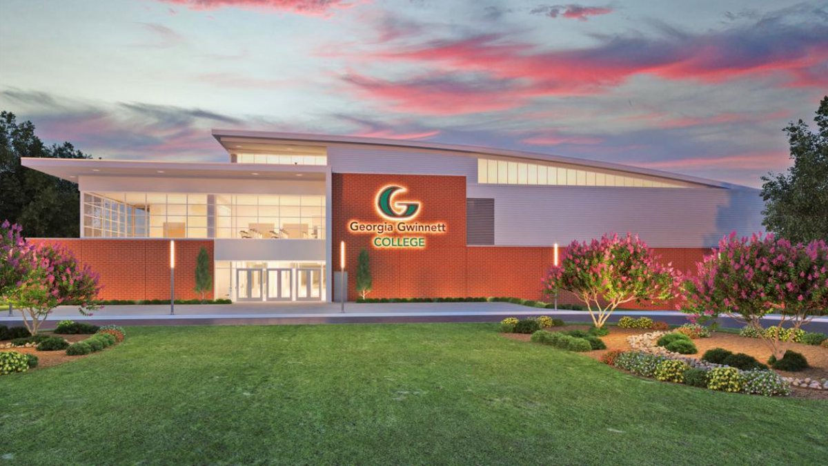 Tory Wooley (@coachtorywooley) on Twitter photo 🚨PORTAL PLAYERS ‼️🚨
Looking for…
➡️ A fresh start?
➡️ A Championship Culture?
GGC is the move. 🔥🏀
We have…
✅ New State-of-the-art facilities.
✅ Elite education.
✅ A chance to be a part of history.
Email me now twooley2@ggc.edu
Let’s build something legendary. 👀 🚨PORTAL PLAYERS ‼️🚨
Looking for…
➡️ A fresh start?
➡️ A Championship Culture?
GGC is the move. 🔥🏀
We have…
✅ New State-of-the-art facilities.
✅ Elite education.
✅ A chance to be a part of history.
Email me now twooley2@ggc.edu
Let’s build something legendary. 👀