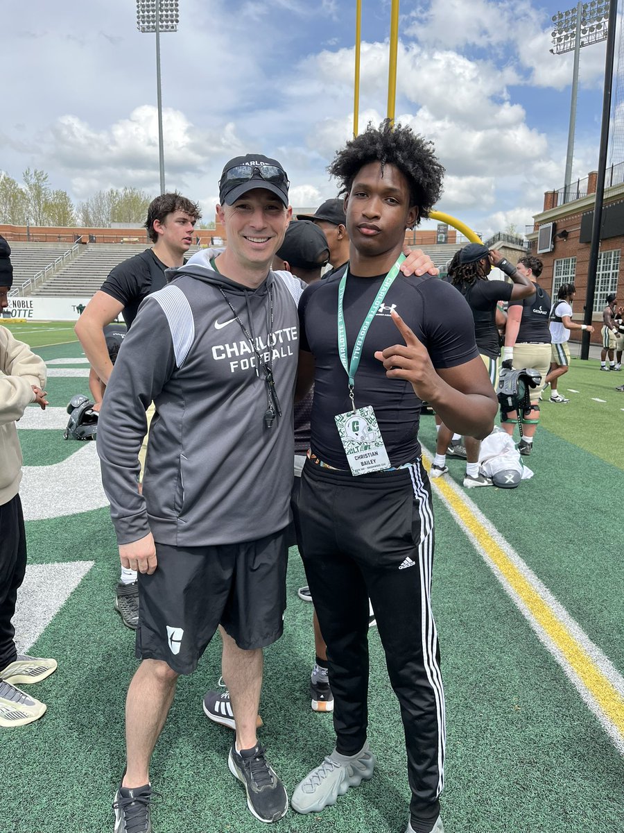 Cee_Bee14's tweet image. Had a great time at UNC charlotte junior day.Great staff @Coach_TBell @CoachNardo27 @TylerWoodsFB @CoachRaw_