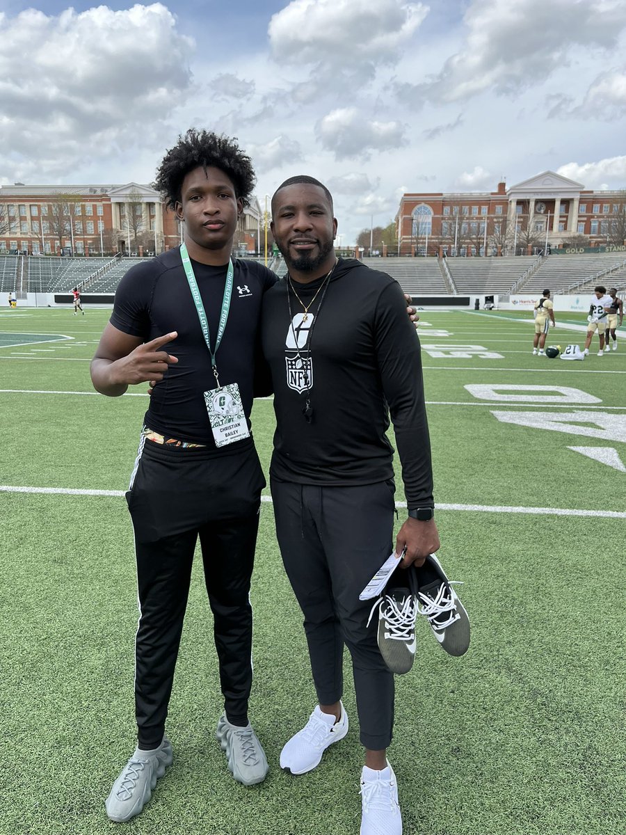 Cee_Bee14's tweet image. Had a great time at UNC charlotte junior day.Great staff @Coach_TBell @CoachNardo27 @TylerWoodsFB @CoachRaw_
