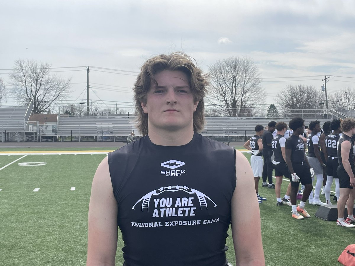 Bishop Chatard (IN) 2027 tight end Drew Swickheimer has stood out today

Strong frame at 6’3 and 225 pounds. Has big hands that bring everything in no matter what. All-around skillset that includes the route running and receiving ability he has shown and today

Stepping into a