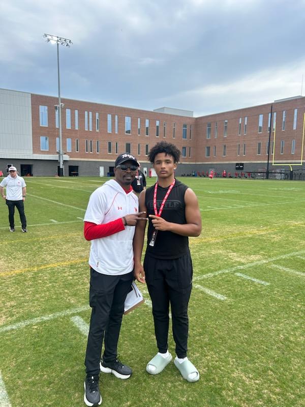 Skylar Alston tweet media