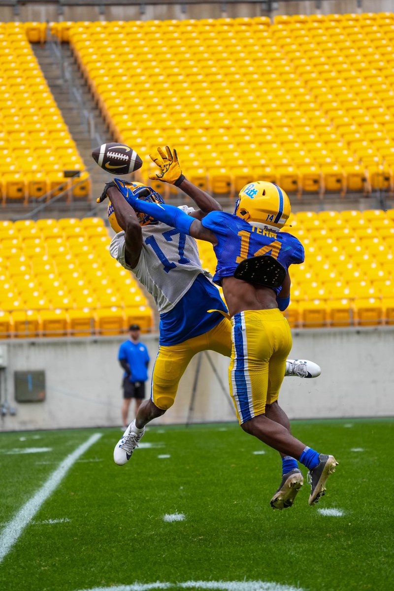 Scrimmage ✌🏾 👀

#HOUNDZ #H2P