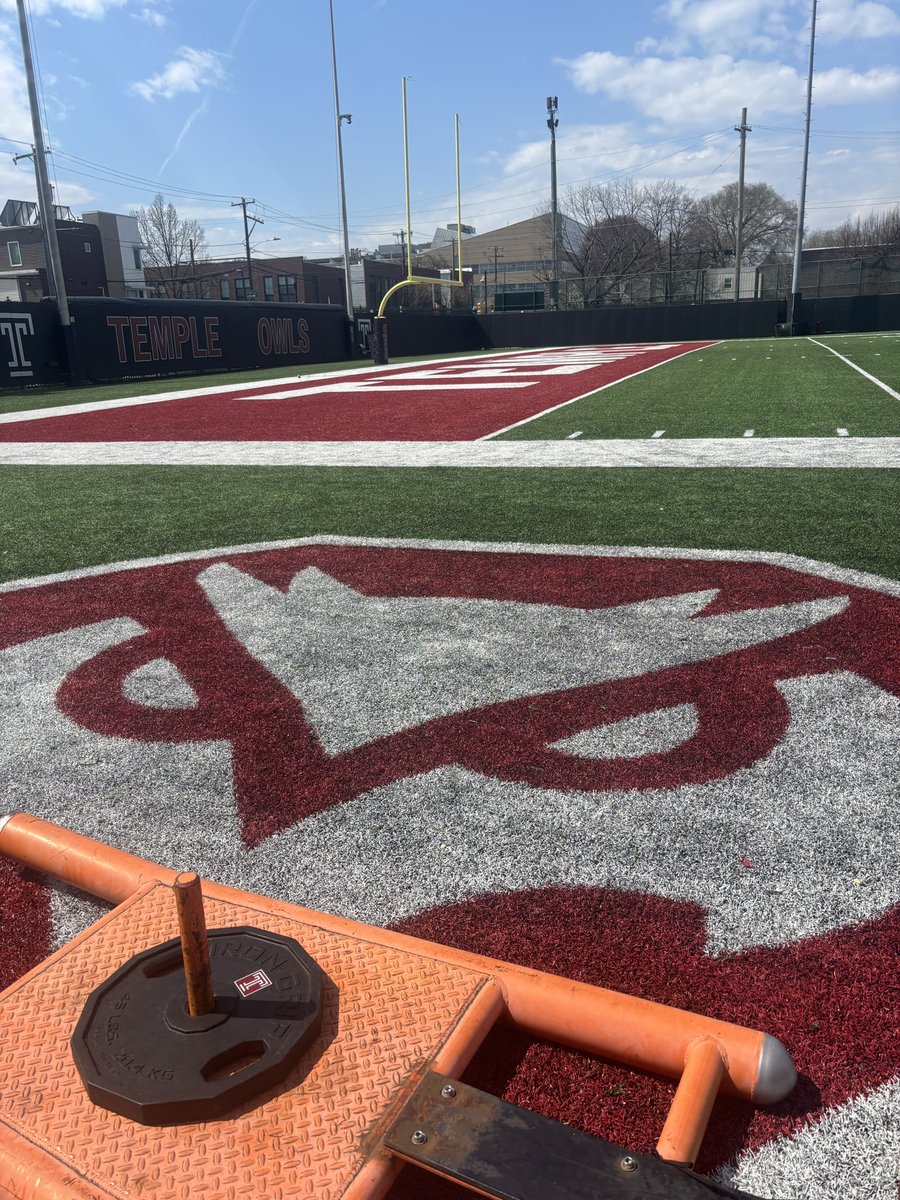 Had a great day today at Temple.🦉Thank you for the invite <a href="/Temple_FB/">Temple Football</a> 
<a href="/Coach_Raitano/">Chris Raitano</a> 
<a href="/CoachLangeRBC/">Coach Lange</a> 
<a href="/coachrosenfeld/">Coach Rosie</a> 
<a href="/GoMVB/">GoMVB Get Seen. Get Serious. Get to the Next Level</a>