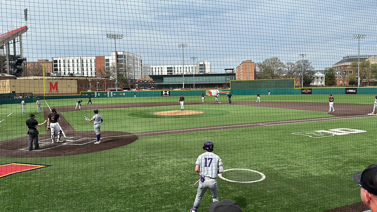 Northwestern with a chance to win their second straight Big Ten series? Just 40 minutes away? You know I’m there. ‘Cats!