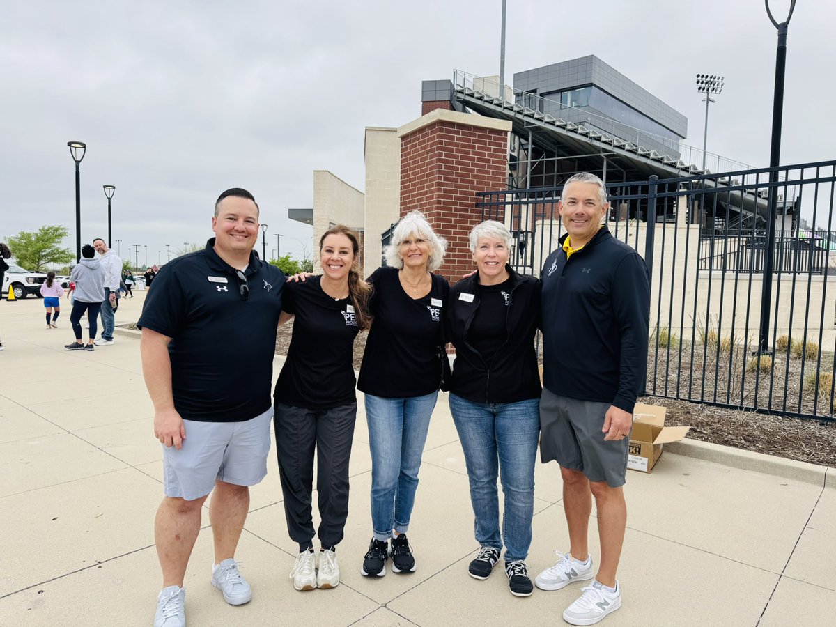 Garrett Linker (@garrett_linker) on Twitter photo 💛HOPE WALK 2025💛
One of my favorite days of the year in Prosper ISD! It's heartwarming to see all our schools and many community members coming together to support such a great cause. A big thank you to <a href="/ProsperEdFound/">Prosper Education Foundation</a> for their continued support of our Hope Squad program! 💛HOPE WALK 2025💛
One of my favorite days of the year in Prosper ISD! It's heartwarming to see all our schools and many community members coming together to support such a great cause. A big thank you to <a href="/ProsperEdFound/">Prosper Education Foundation</a> for their continued support of our Hope Squad program!