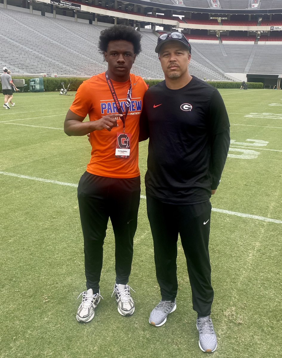 After a great conversation with <a href="/CoachDee_UGA/">Donte Williams</a> , I’m blessed to receive an offer from UGA.
<a href="/KirbySmartUGA/">Coach Kirby Smart</a> <a href="/ParkviewFB/">Parkview Football</a> <a href="/coachclack23/">Adam Clack</a> <a href="/MrHorne20/">Jason Horne</a> <a href="/RecruitGeorgia/">Recruit Georgia</a> <a href="/NEGARecruits/">Northeast Georgia Recruits</a> <a href="/Rivals/">Rivals</a> @On3Recruits <a href="/najehwilk/">Najeh Wilkins</a> <a href="/MattDeBary/">Matt DeBary</a> <a href="/BVEvery/">Barry Every</a> <a href="/_CoachThacker/">Coach Andrew Thacker ⁸</a> <a href="/UGARecruiting20/">UGA Football</a>