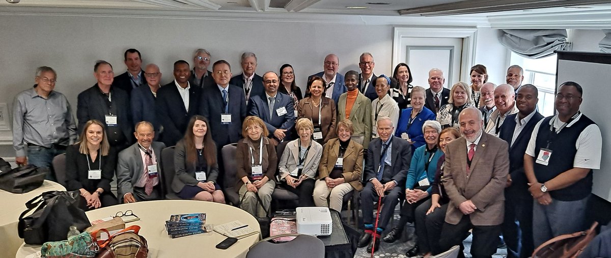 Huge thanks to the many Academy Fellows who came out for our in-person session at this year's #ASPA Conference! #ASPA2025 

It was great to see so many Fellows in person this weekend! Enjoy the rest of the conference, Fellows!