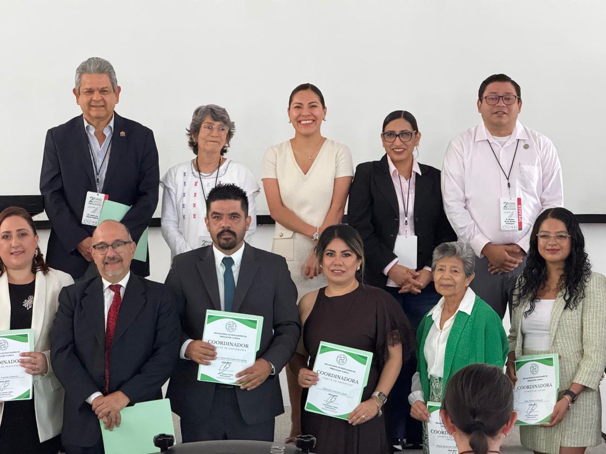 A nombre de AMFEM, felicitamos a la Dra. Ariana Cerón por asumir la presidencia de la Red Nacional de Educadores en Simulación Clínica (Renasim). Confiamos en su liderazgo y compromiso para fortalecer la educación en salud a través de la simulación.
