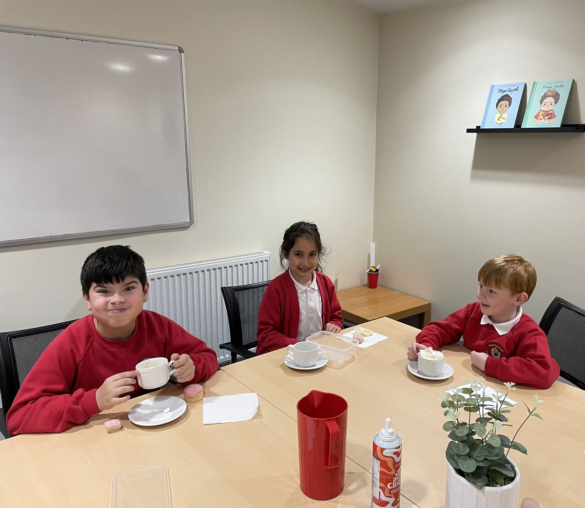 Ravenscroft Community Primary School tweet media