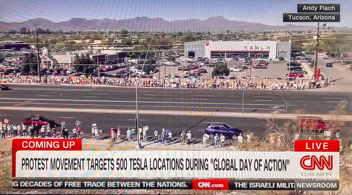 P a u l ◉ tweet media