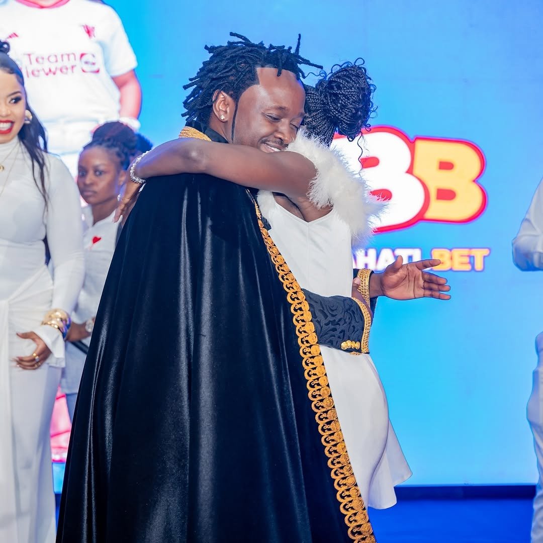And we Danced 💃🏻🕺🏻 Asante Sana @dem_wa__fb for Honoring Our Invite During the Bahati.Bet Mega Launch 🔥 Was Nice Meeting You in person 😊