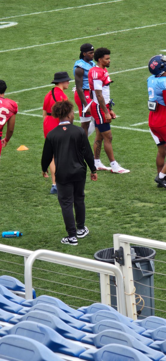 Myles Lloyd McDonald C/O 27✞ (@813_mcdonald) on Twitter photo Had a great time at <a href="/FAUFootball/">Florida Atlantic Football</a> ! Thank you for the hospitality. <a href="/MarshallMcDuf14/">Marshall McDuffie</a> <a href="/QBHouse55/">Coach Bj Hall</a> <a href="/TheQBHouse/">The Quarterback House 🎯</a> <a href="/UANextFootball/">All-America Game</a> <a href="/adamgorney/">Adam Gorney</a> <a href="/THEPLATFORMDR/">THE PLATFORM</a> <a href="/RealNews102/">Drew Johnson</a> <a href="/CoachGreen_3/">Green Zone preps Recruiting inc.</a> <a href="/LegacyQb/">THE QB LEGACY 💫</a> <a href="/RivalsCamp/">Rivals Camp Series</a> Had a great time at <a href="/FAUFootball/">Florida Atlantic Football</a> ! Thank you for the hospitality. <a href="/MarshallMcDuf14/">Marshall McDuffie</a> <a href="/QBHouse55/">Coach Bj Hall</a> <a href="/TheQBHouse/">The Quarterback House 🎯</a> <a href="/UANextFootball/">All-America Game</a> <a href="/adamgorney/">Adam Gorney</a> <a href="/THEPLATFORMDR/">THE PLATFORM</a> <a href="/RealNews102/">Drew Johnson</a> <a href="/CoachGreen_3/">Green Zone preps Recruiting inc.</a> <a href="/LegacyQb/">THE QB LEGACY 💫</a> <a href="/RivalsCamp/">Rivals Camp Series</a>