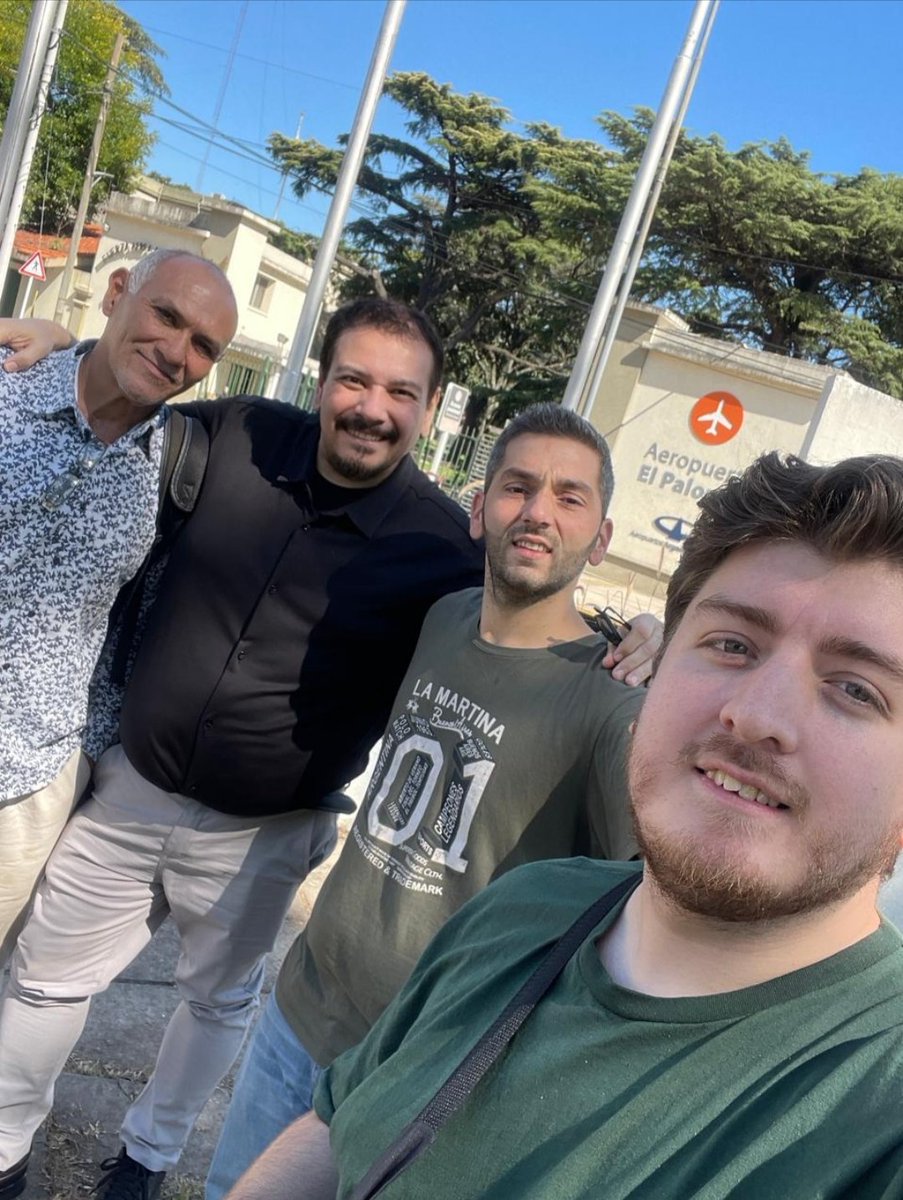 ๐ต๐๐๐๐ ๐ป๐๐๐๐ ๐จ๐ปโ๐ (@jorpetri) on Twitter photo Se camina, se escucha, se generan reclamos de los vecinos de El Palomar, con <a href="/ClaudioFaroOk/">Claudio Faro</a> y parte del Equipo
Pro Morรณn. ๐ช๐ Se camina, se escucha, se generan reclamos de los vecinos de El Palomar, con <a href="/ClaudioFaroOk/">Claudio Faro</a> y parte del Equipo
Pro Morรณn. ๐ช๐
