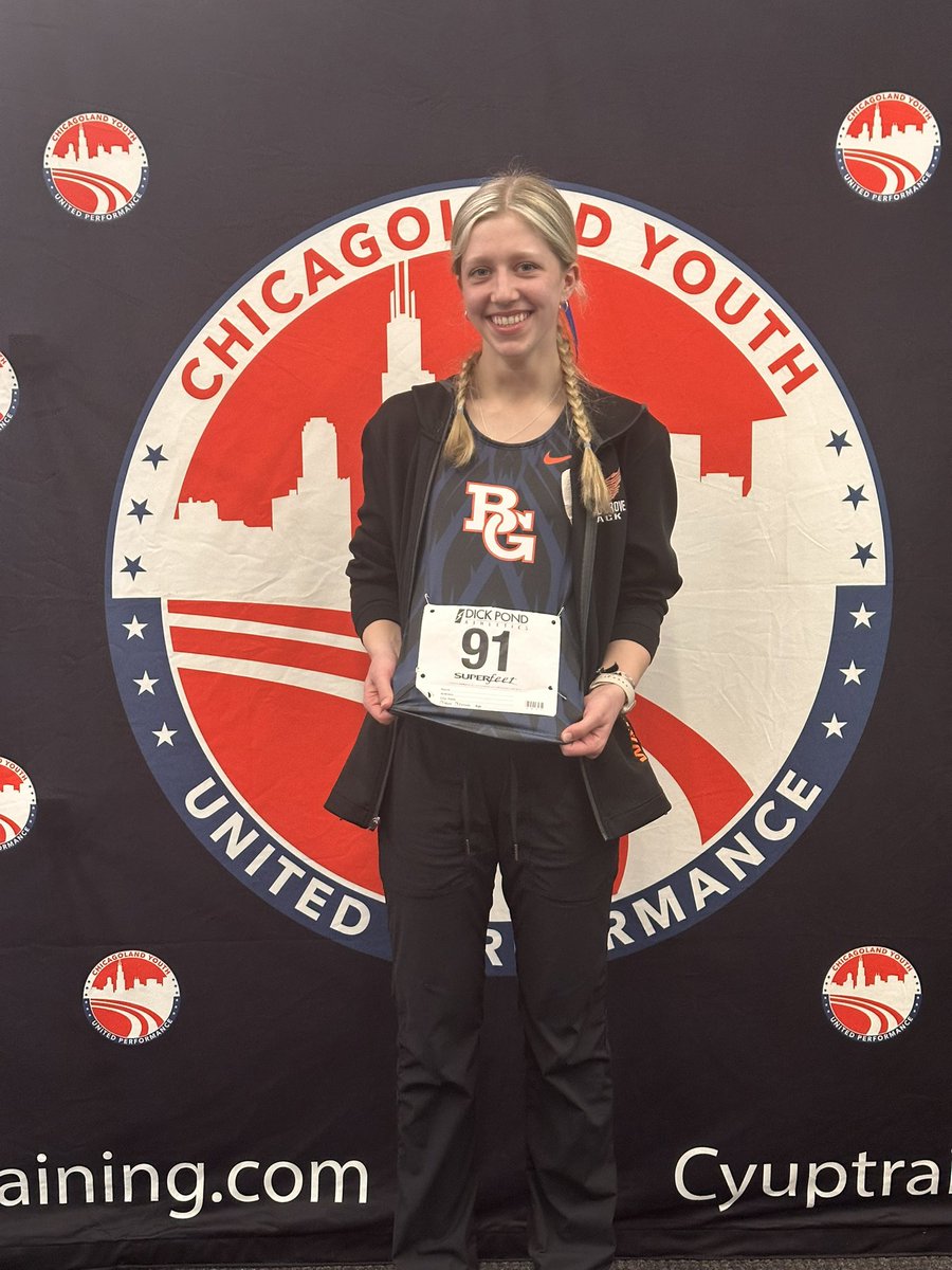 Congrats to our athlete Taylor Watson for her great performance at the Illinois Indoor Championships! Big PR in the 60mH with a time of 9.83s! Excited for this senior to lead us in outdoor season!