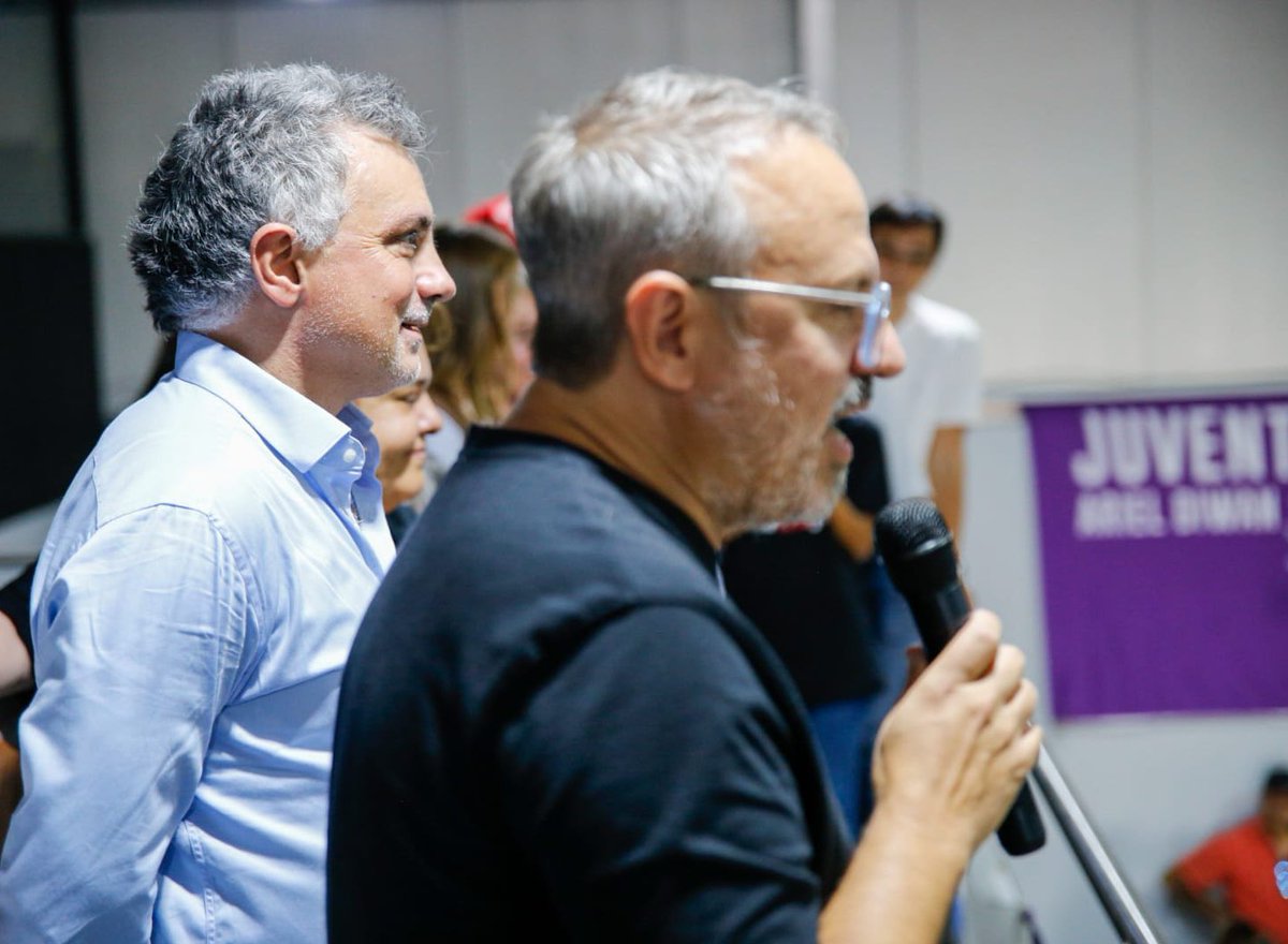 dievalen's tweet photo. En Suipacha con este gran iniciativa que es la escuela de formación de @LLAenPBA. Es clave capacitarse para el desafío de ganar y gestionar en la provincia de Buenos Aires. Gracias por invitarme @SPareja_ y a trabajar! https://t.co/ThQ82gaLiR