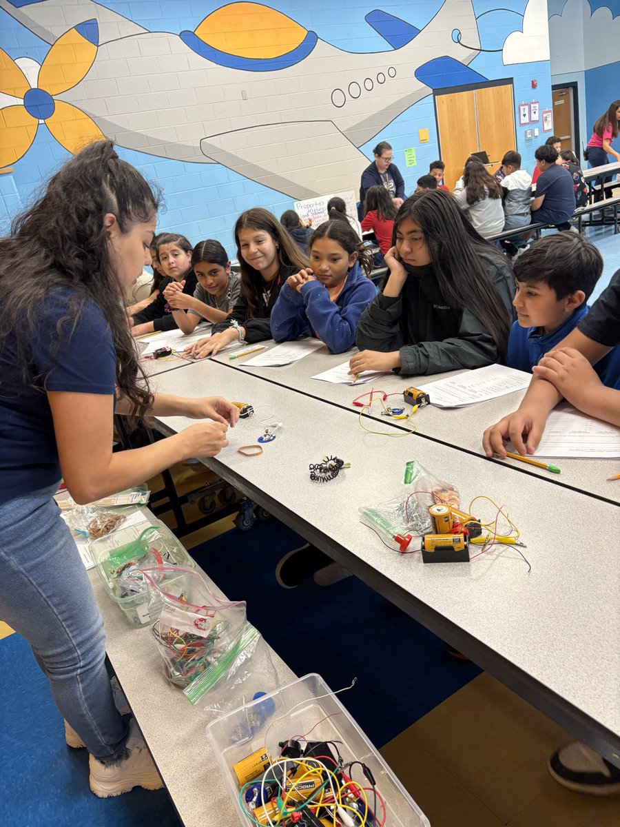 Zonia Lopez (@zonilopez) on Twitter photo ๐ฅOur 5th grade Aviators wrapped up the week as super scientists, working in groups to predict, investigate, and test materials!๐ฅ
<a href="/ZCcisd/">ZavalaCCISD</a> <a href="/CCISD/">CCISD</a> <a href="/KelsieMorris12/">Kelsie Morris</a> ๐ฅOur 5th grade Aviators wrapped up the week as super scientists, working in groups to predict, investigate, and test materials!๐ฅ
<a href="/ZCcisd/">ZavalaCCISD</a> <a href="/CCISD/">CCISD</a> <a href="/KelsieMorris12/">Kelsie Morris</a>