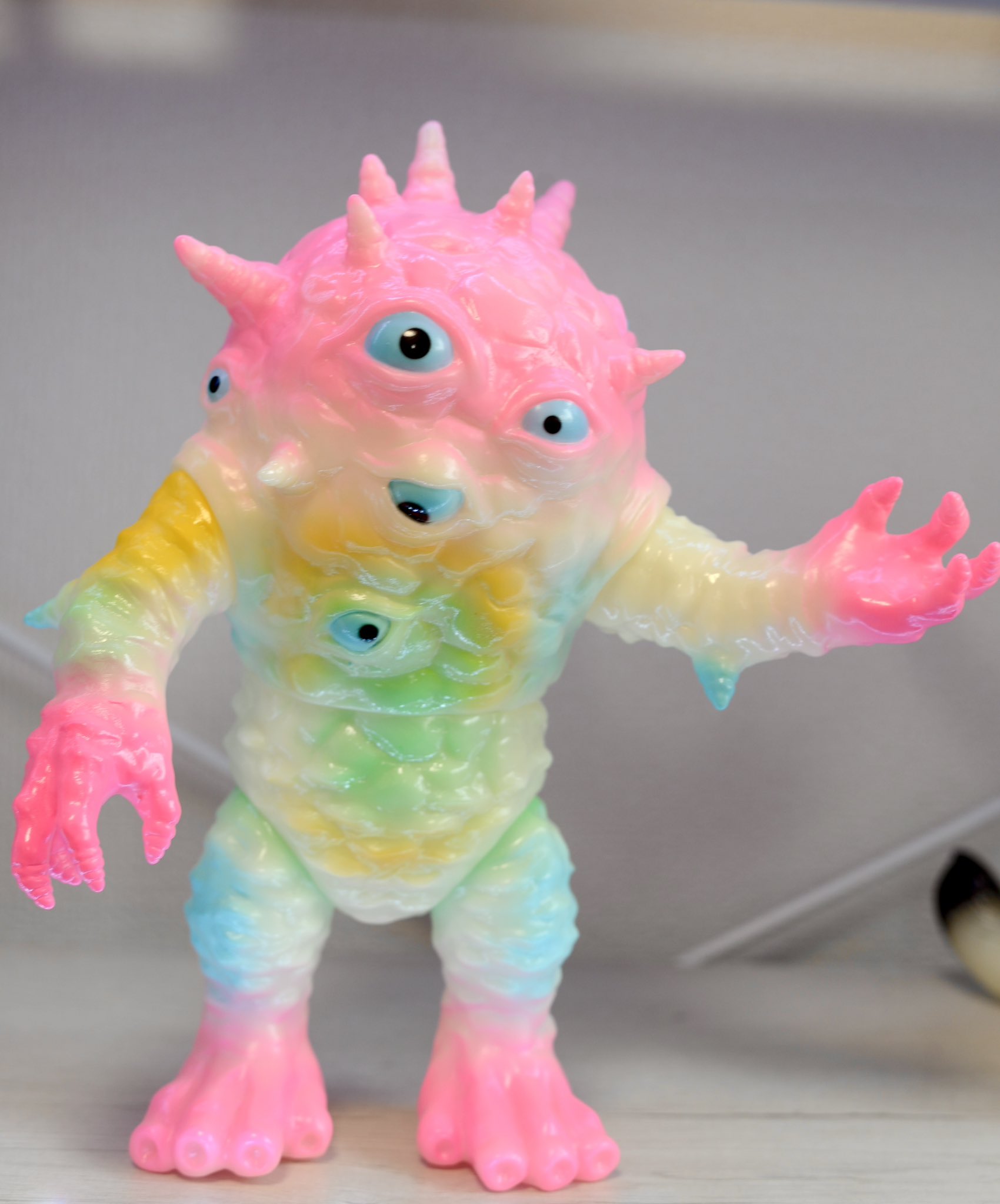 アイゾン - Search / X