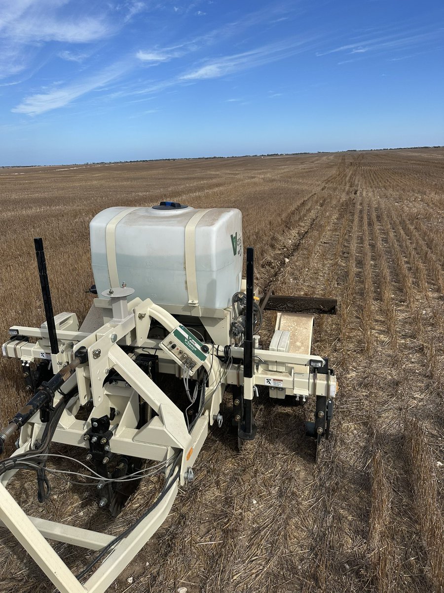 A few snaps from the last few weeks mapping on the Yorke Peninsula.

If anyone is looking for some last minute maps done as the 24.25 season finishes up, reach out to Tom on 0437969646

#Veris #PrecisionAg #SoilMapping #SpotOnSoilMapping