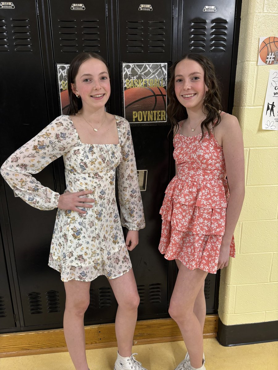 Dodi3Poynter's tweet image. Busy week! 
TRAIN
Showchoir Concert 🎵 🪩 💃 
TRAIN 
National Junior Honor Society Inductee Ceremony 📚👩‍🏫
TRAIN 
Compete! #ProvingGround 2-0! 
@Helen_Poynter3 @Emma3Poynter Lets top off the week with some hardware tomorrow! 💪💪👊👊🥇 #MoreThanStats ❤️ I love to watch you play!