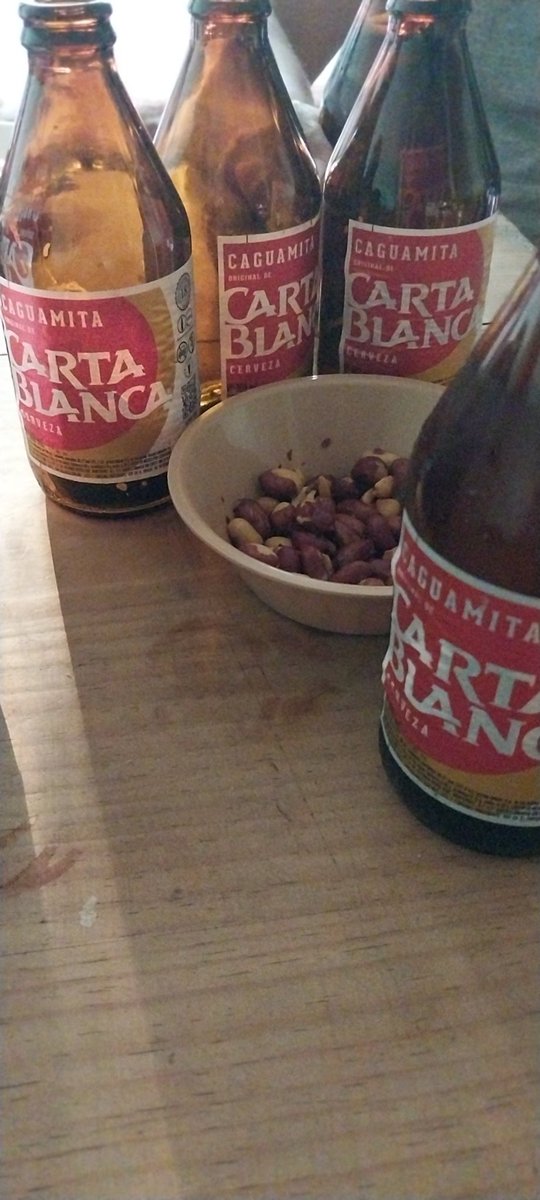 Luis y Zinahy tweet media