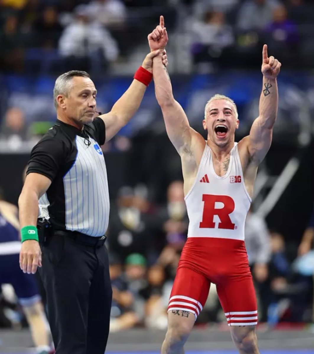 Rutgers Dean Peterson has officially entered the transfer portal. He has 1 year of eligibility remaining… 🔓 

-_-