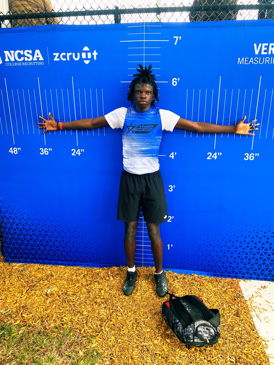KingCarter803's tweet photo. 8th graders kj carter 
Great combine  above average 💪🏾
Keep grinding 2029 https://t.co/6ImAITSWgz